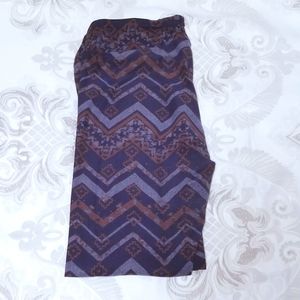 LuLaRoe Tall  and Curvy Legging